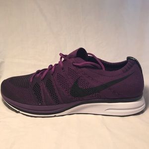 Nike Flyknit Trainer AH8396-500 Size 10.5 Men